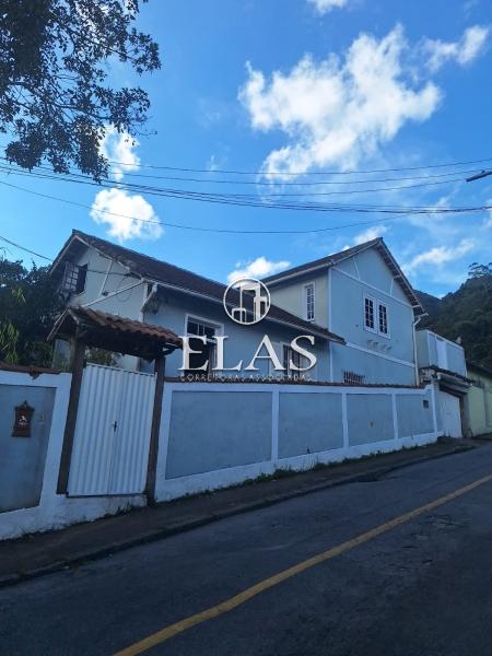 Casa - Mosela, Petrópolis/RJ  - 4 Dormitórios