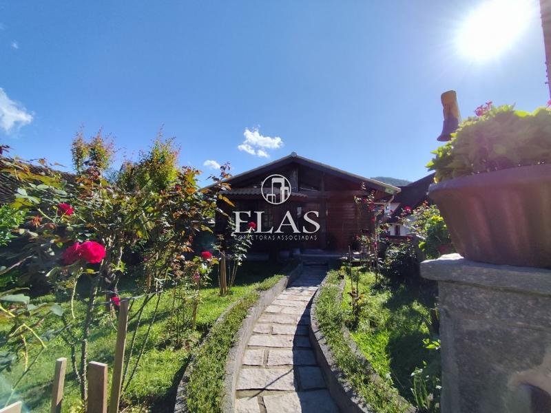 Casa - Quitandinha, Petrópolis/RJ  - 5 Dormitórios