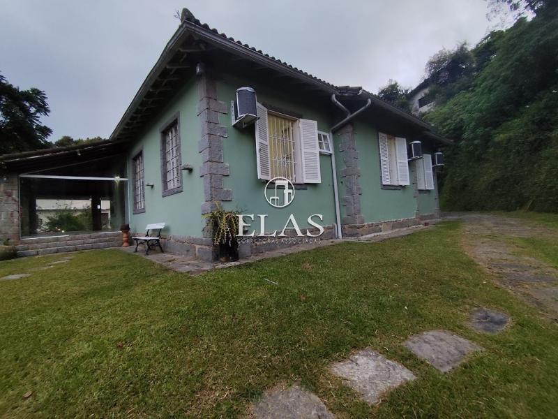 Casa - Independência, Petrópolis/RJ  - 6 Dormitórios