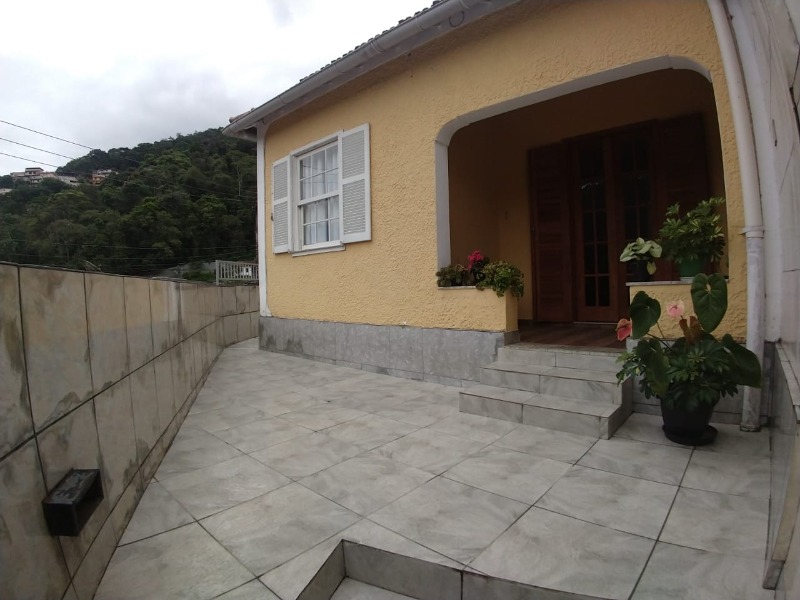 [1870] Casa - Estrada da Saudade, Petrópolis/RJ