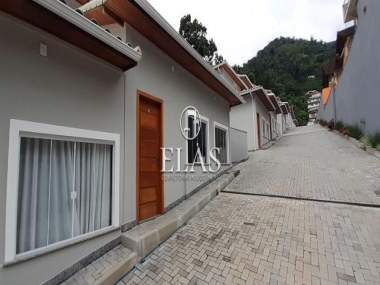 [2386] Casa - Mosela, Petrópolis/RJ