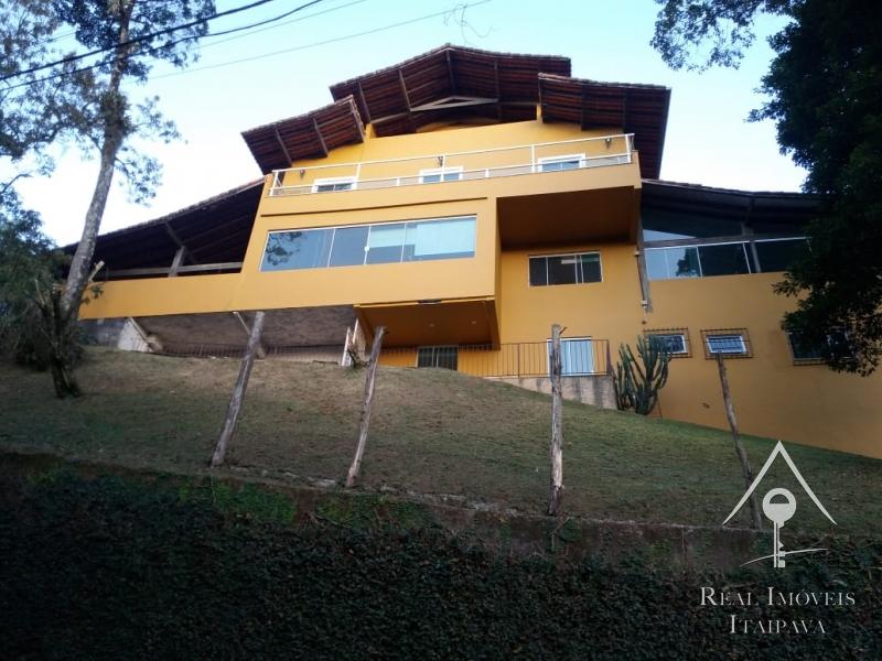 Casa para Alugar  à venda em Castelânea, Petrópolis - RJ - Foto 1