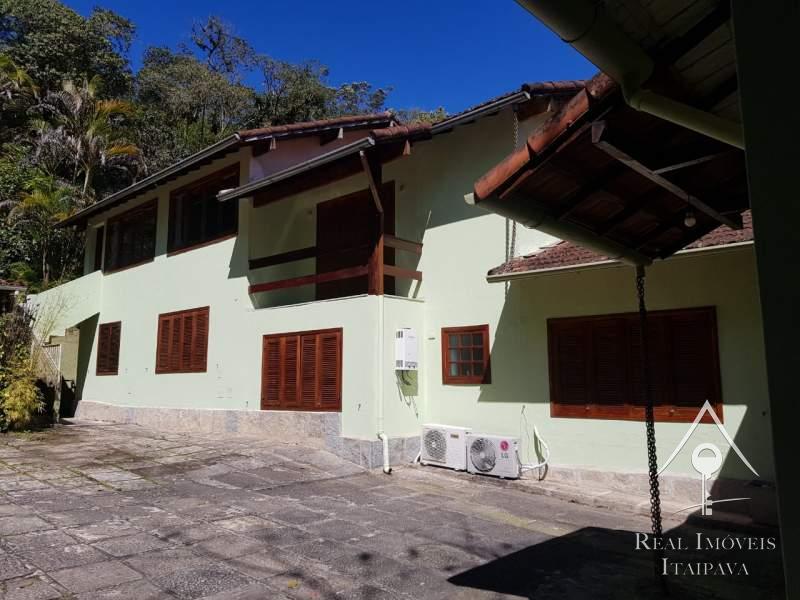 Casa para Alugar  à venda em Castelânea, Petrópolis - RJ - Foto 16