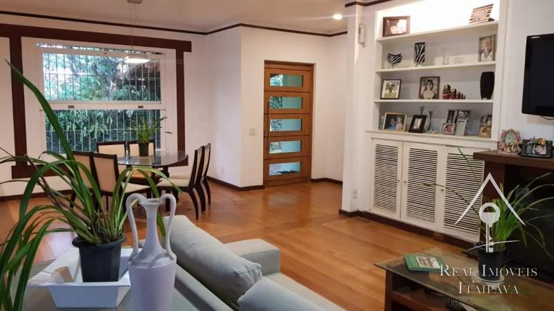 Casa para Alugar  à venda em Castelânea, Petrópolis - RJ - Foto 20