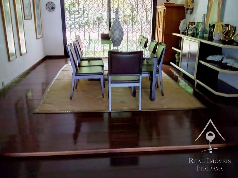 Casa para Alugar  à venda em Nogueira, Petrópolis - RJ - Foto 17