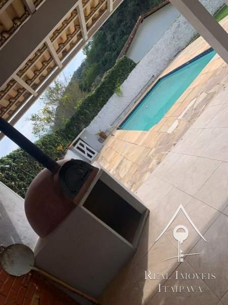 Casa em Nogueira - Petrópolis/RJ 