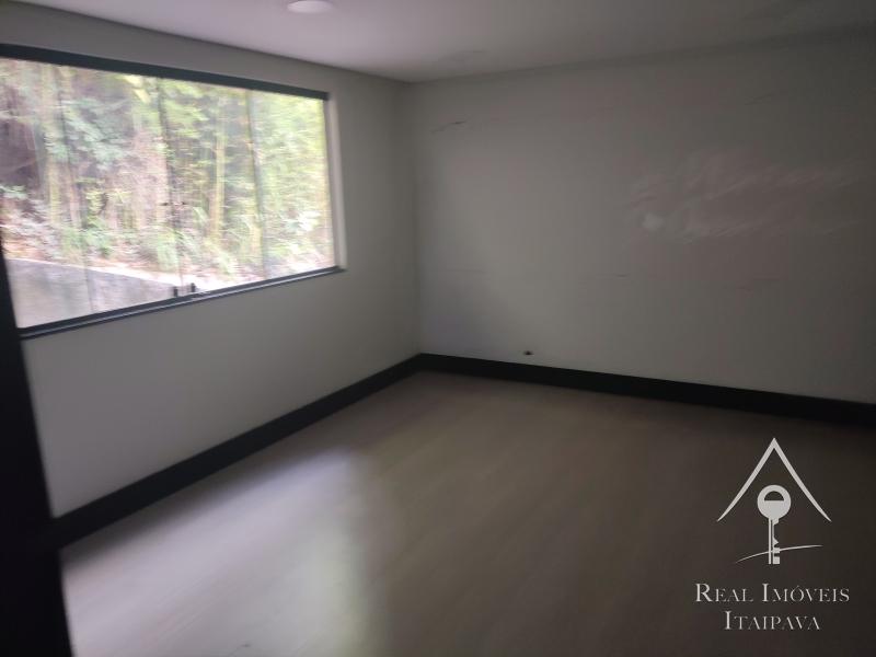 Loja para Alugar  à venda em Corrêas, Petrópolis - RJ - Foto 8