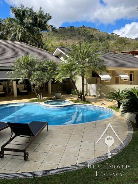 Casa em Araras - Petrópolis/RJ 