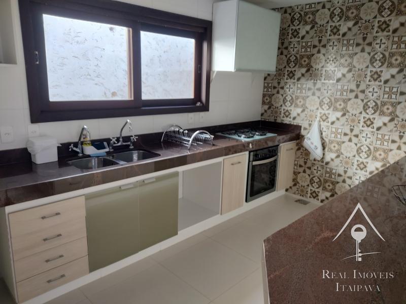 Casa para Alugar em Secretário, Petrópolis - RJ - Foto 9