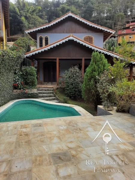 Casa em Pedro do Rio - Petrópolis/RJ 