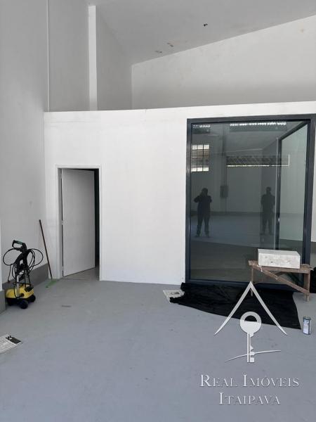 Imóvel Comercial para Alugar em Itamarati, Petrópolis - RJ - Foto 4