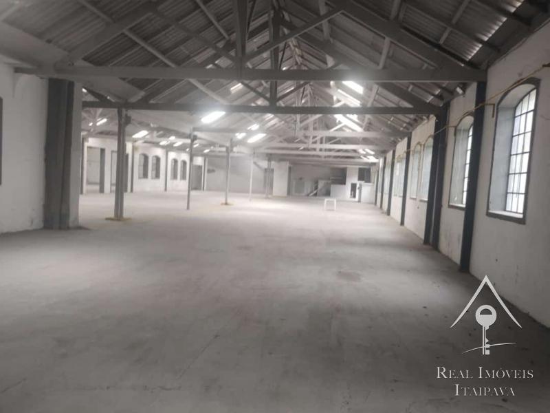 Imóvel Comercial para Alugar em Morin, Petrópolis - RJ - Foto 2