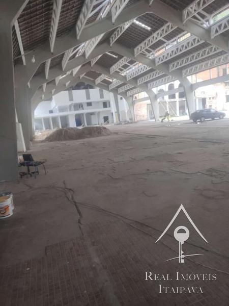 Imóvel Comercial para Alugar em Itamarati, Petrópolis - RJ - Foto 7