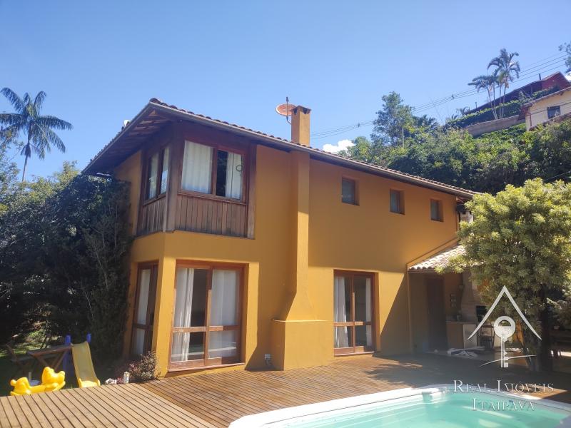 Casa em Araras - Petrópolis/RJ 