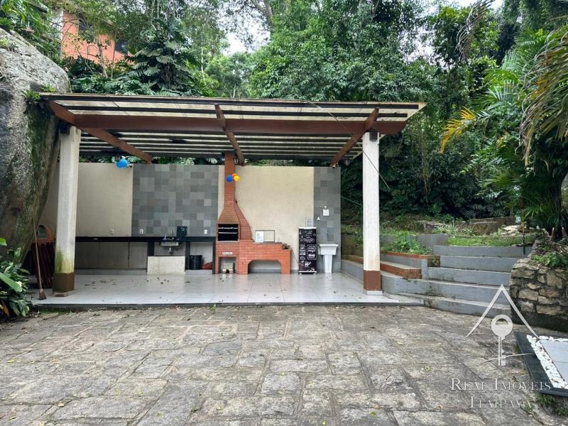 Apartamento para Alugar  à venda em Samambaia, Petrópolis - RJ - Foto 2
