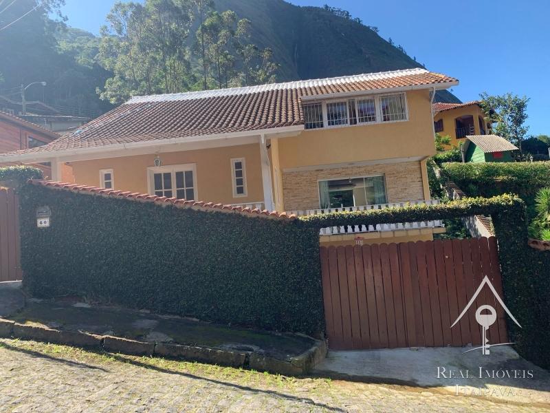 Casa em Retiro - Petrópolis/RJ 