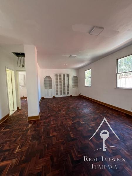Casa para Alugar em Centro, Petrópolis - RJ - Foto 9