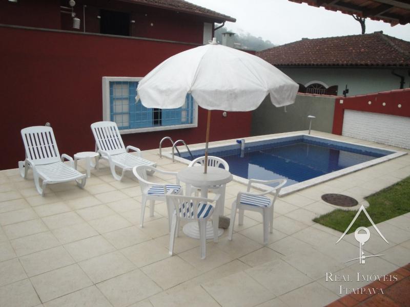 Casa para Alugar em Quitandinha, Petrópolis - RJ - Foto 1