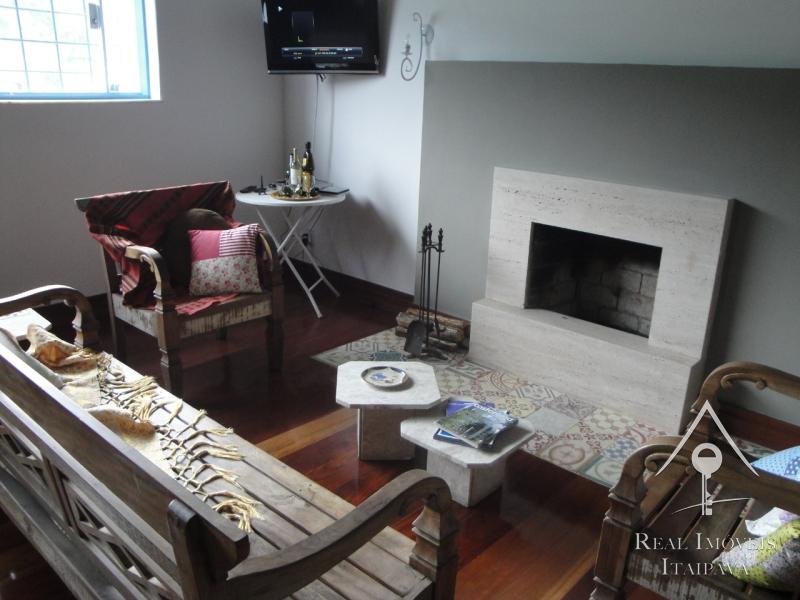 Casa para Alugar em Quitandinha, Petrópolis - RJ - Foto 13