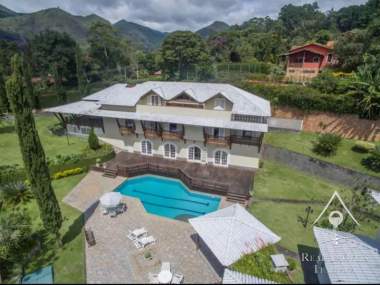 Casa em Araras - Petrópolis/RJ