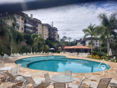 Apartamento em Nogueira - Petrópolis/RJ