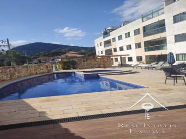 Cobertura em Nogueira - Petrópolis/RJ