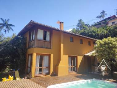 Casa em Araras - Petrópolis/RJ