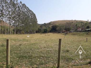 Fazenda / Sítio em Centro - Paraíba do Sul/RJ
