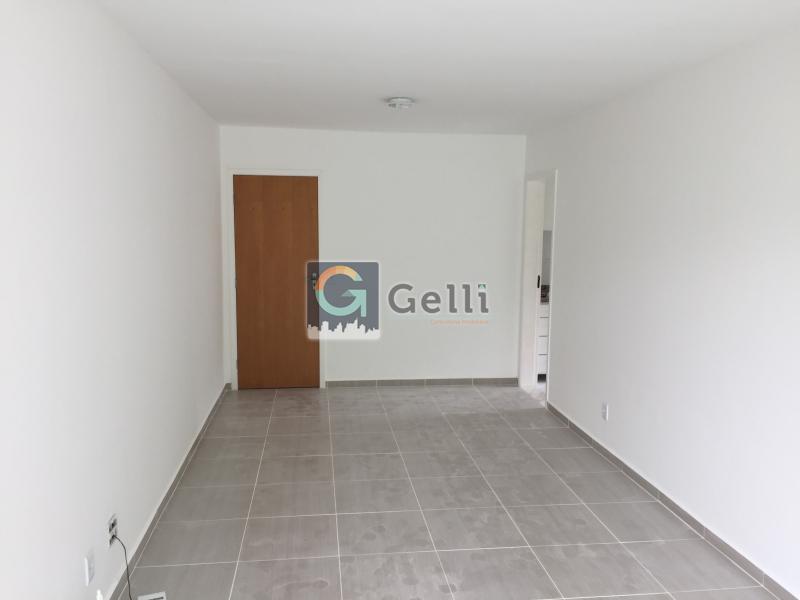 Apartamento à venda com 2 quartos, 72m² - Foto 2