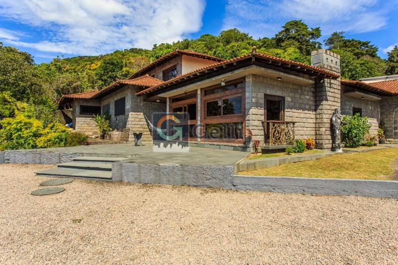 Casa em condomínio em Independência, Petrópolis