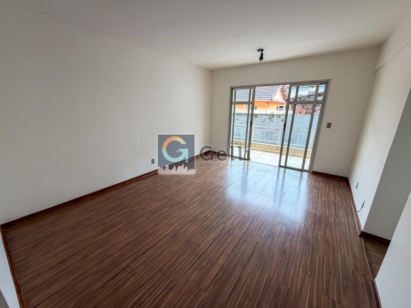 Apartamento para Alugar em Bingen, Petrópolis - RJ - Foto 1