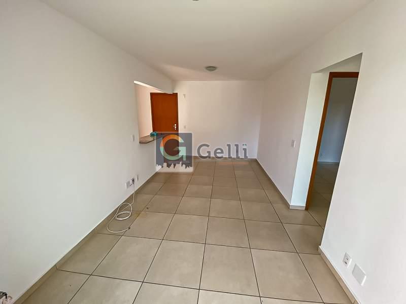 Apartamento à venda com 2 quartos, 70m² - Foto 2