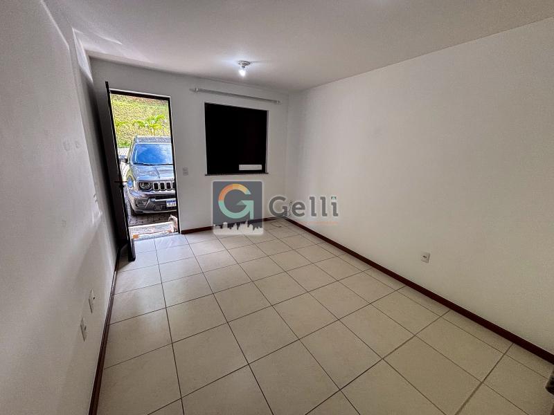 Apartamento em Samambaia, Petrópolis
