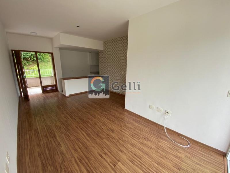 Apartamento em Castelânea, Petrópolis