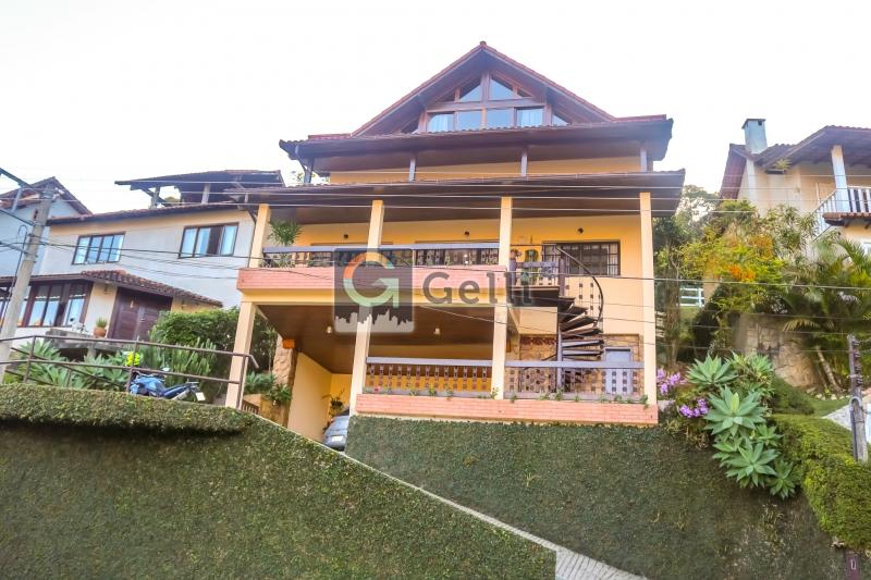 Casa de Condomínio à venda com 4 quartos, 354m² - Foto 1