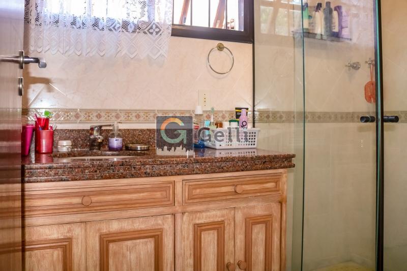 Casa de Condomínio à venda com 4 quartos, 354m² - Foto 9