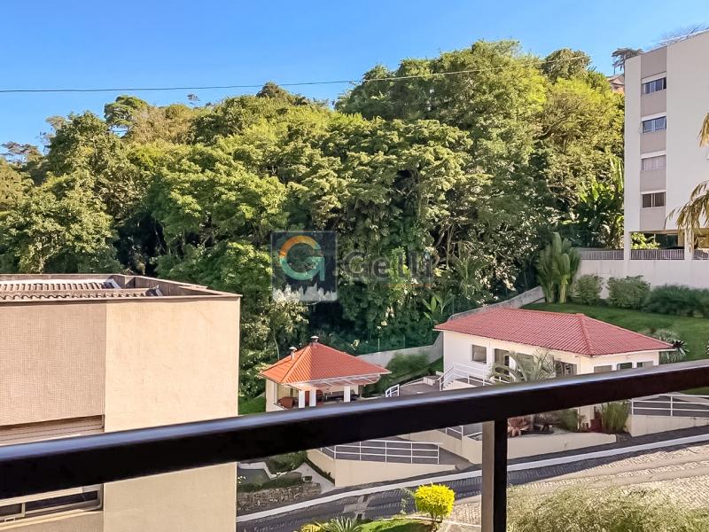 Apartamento à venda com 2 quartos, 75m² - Foto 3