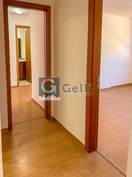 Apartamento à venda com 2 quartos, 75m² - Foto 4