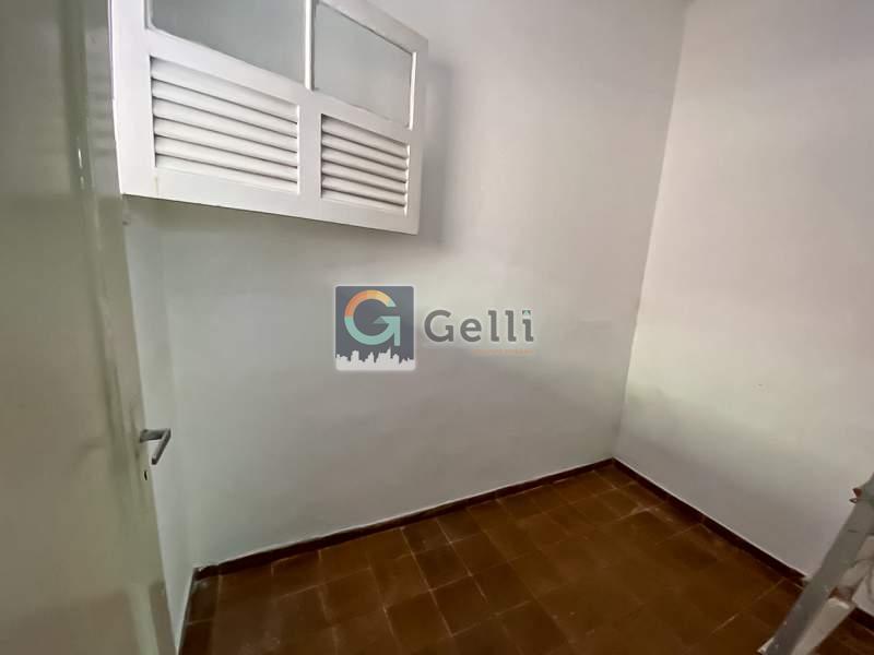 Casa para alugar com 2 quartos, 100m² - Foto 13