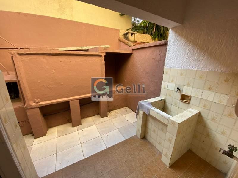 Casa para alugar com 2 quartos, 100m² - Foto 15