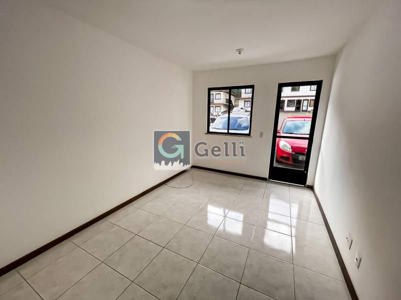 Apartamento em Samambaia, Petrópolis