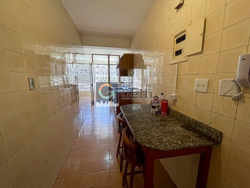 Apartamento para alugar com 2 quartos, 95m² - Foto 11