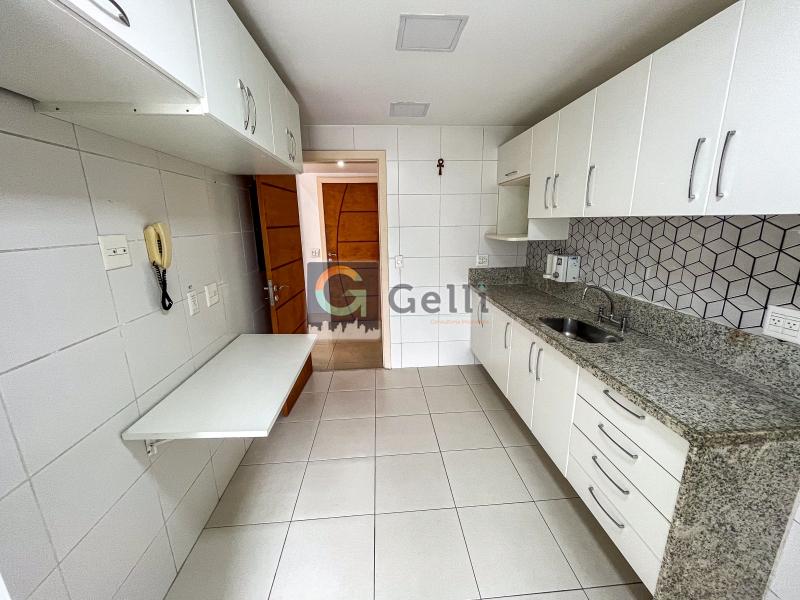 Apartamento para alugar com 3 quartos, 145m² - Foto 15