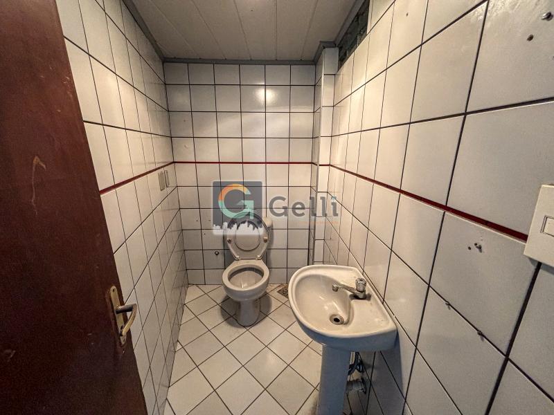 Imóvel Comercial para Alugar em Centro, Petrópolis - RJ - Foto 2