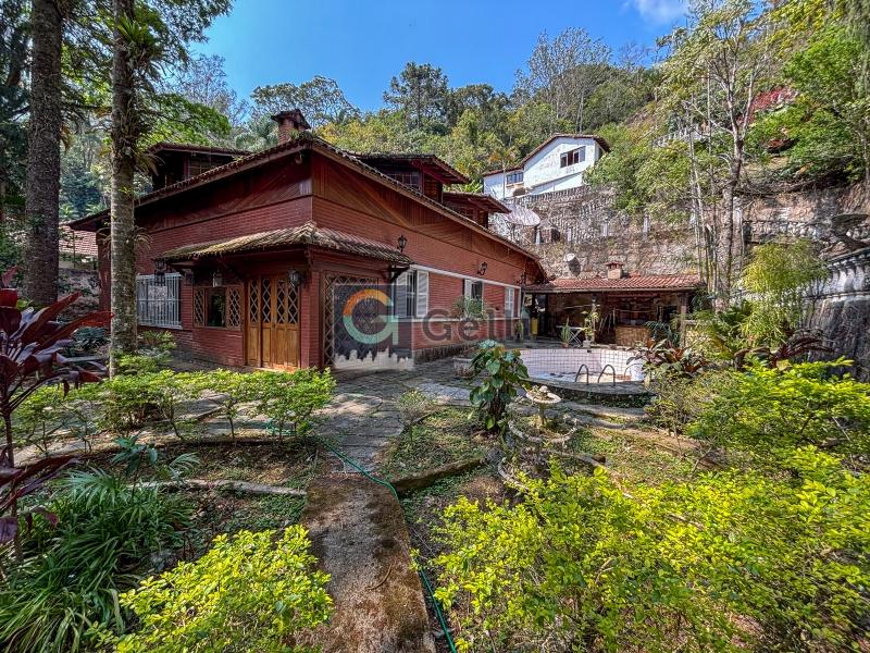 Casa em Quarteirão Ingelhein, Petrópolis