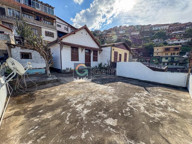 Casa para alugar com 2 quartos, 120m² - Foto 2