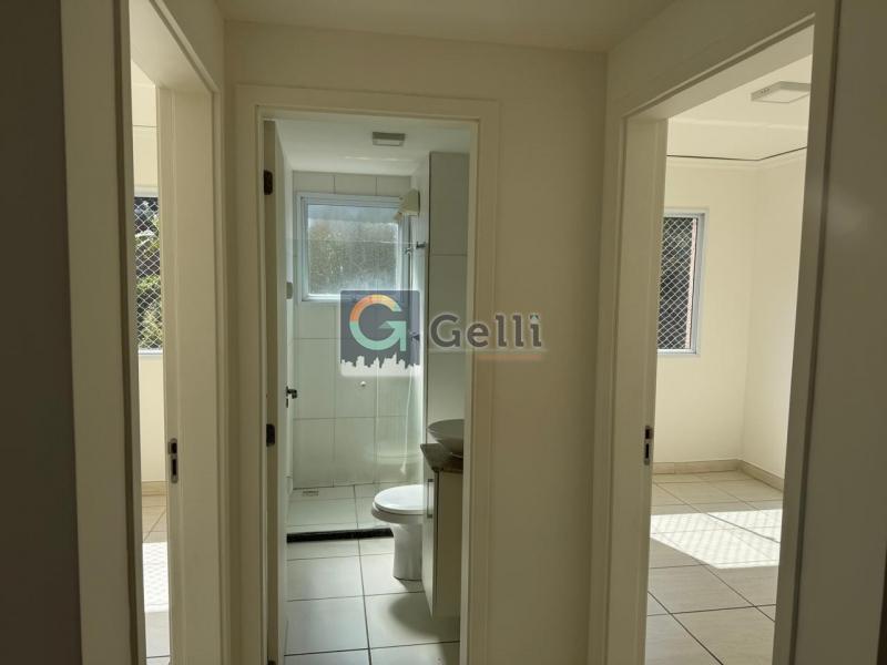 Apartamento à venda com 2 quartos, 60m² - Foto 4