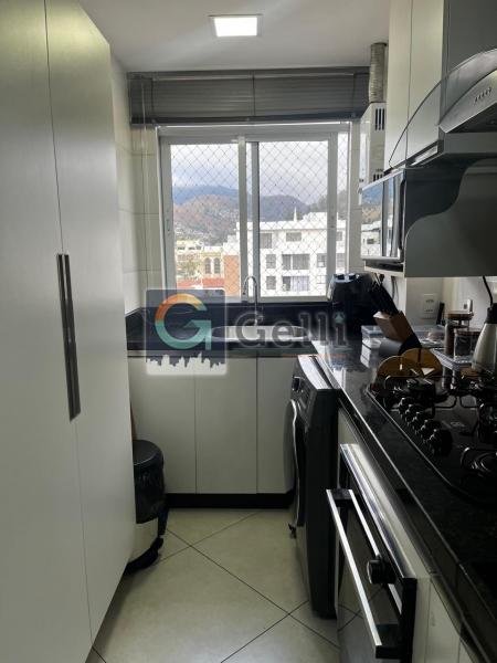 Apartamento à venda com 2 quartos, 60m² - Foto 12