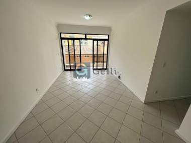 Apartamento em Corrêas Petrópolis