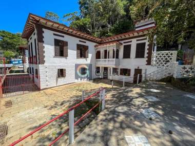 Casa Comercial em Centro Petrópolis